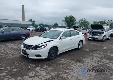 2016 Nissan Altima 2.5 S z USA, uszkodzony, nr VIN 1N4AL3AP8GN361875